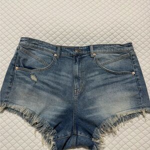 torrid Distressed Frayed Hem Denim Shorts - Blue